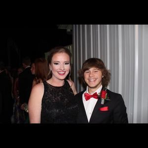 Meet your Posher, Emily